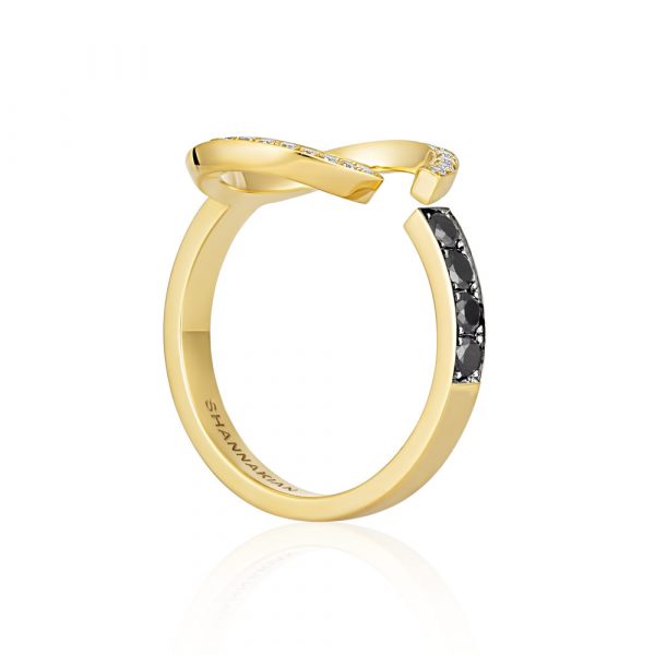 White and black diamond C ring